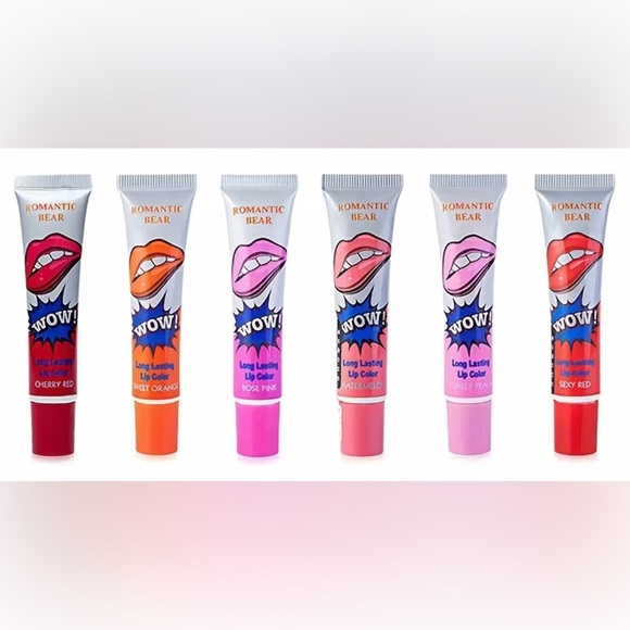 Romantic Bear WOW lip tint in the shade sexy red - Picture 4 of 4